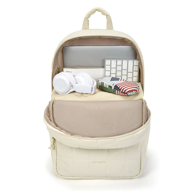 Intérieur du sac à dos de voyage femme 25L