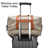Sac de voyage 3 en 1 fixé sur une valise à roulettes