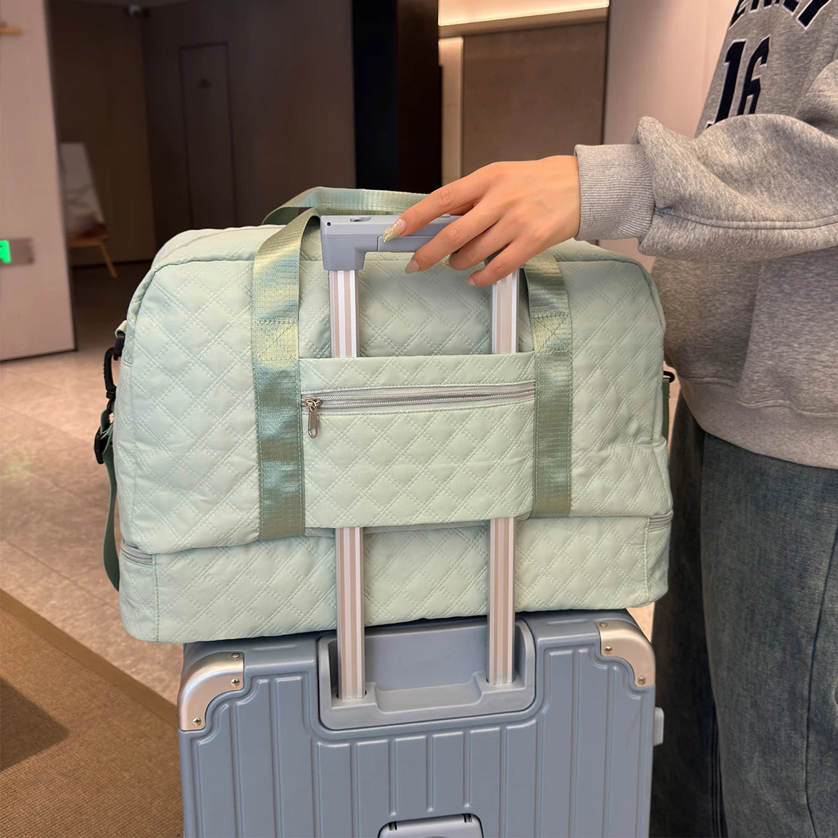 Sac de voyage femme matelassé, coloris vert